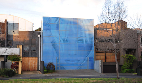 thomas-frey-futurist-speaker-The Pamela Anderson house facade commissioned by Sam Newman