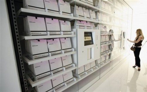 Thomas Frey Futurist Speaker The "Semi-Automatic" vending machine at Mondrian South Beach Hotel